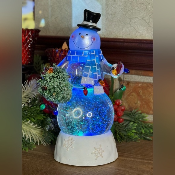 Festive Snowman Color Changing Light Up Snow Globe Christmas Decor - Picture 4 of 11
